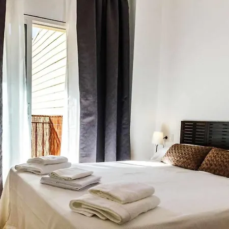 Comfortable 4 2bath W Balcony * Barcelona