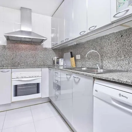Comfortable 4 2bath W Balcony Βαρκελώνη