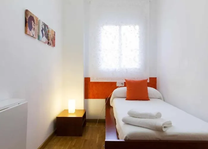 Lejlighed Comfortable 4 2bath W Balcony Barcelona