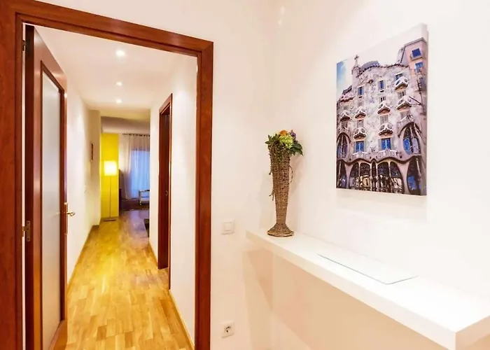 Comfortable 4 2bath W Balcony Lejlighed Barcelona